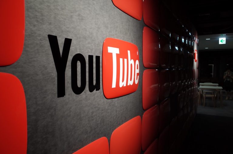 5 Disadvantages of Using YouTube for Video Hosting
