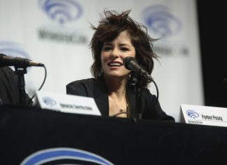 Counting Coins in Hollywood: Analyzing The Parker Posey Net Worth and His Influence Parker Posey Net Worth