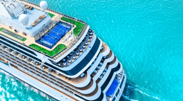 Ocean Thrills and Relaxing Moments Aboard a Modern Cruise Boat Modern Cruise Boat